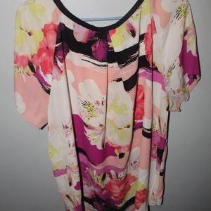 Plus women's top
